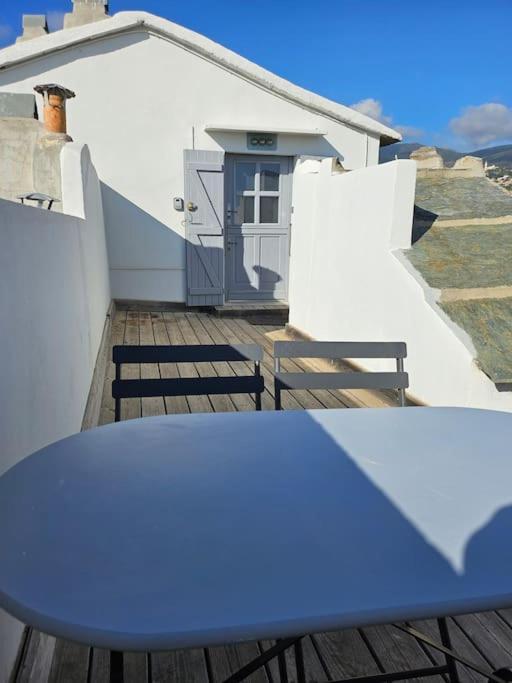 Appartement Avec Grande Terrasse Bastia  Exteriör bild