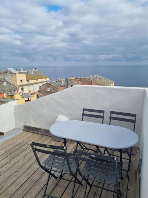 Appartement Avec Grande Terrasse Bastia  Exteriör bild